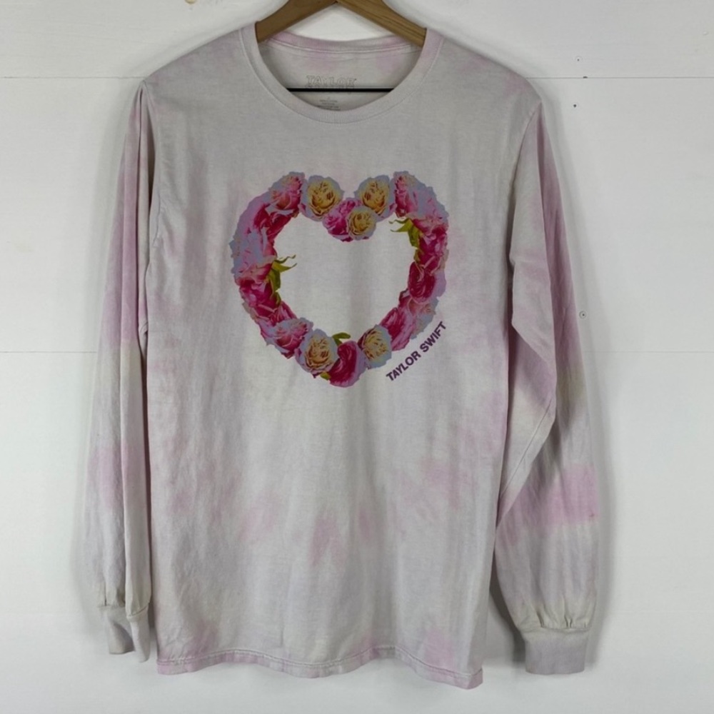Taylor Swift // Lover era long sleeve t-shirt
